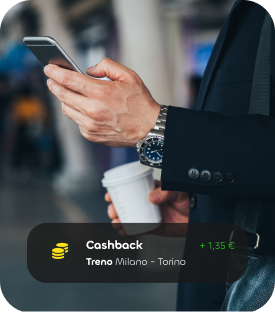 Utente che usa lo smartphone per verificare il cashback